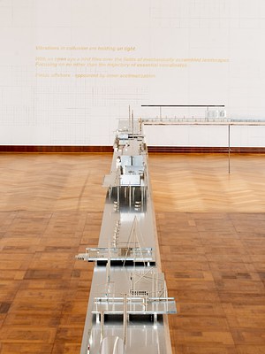 Image 7 of 27