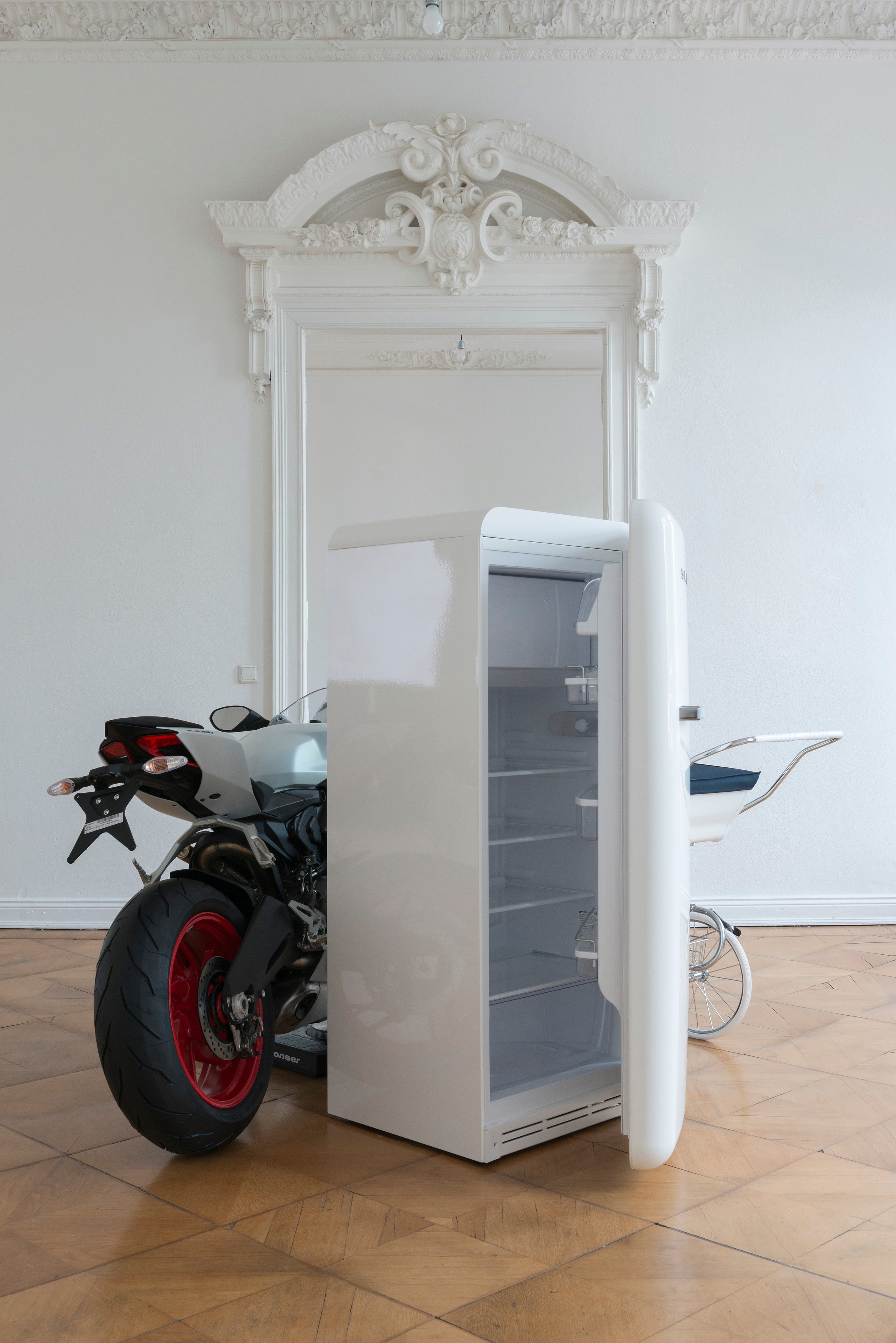 Merlin Carpenter, Poor Leatherette at MD 72, photo 8
