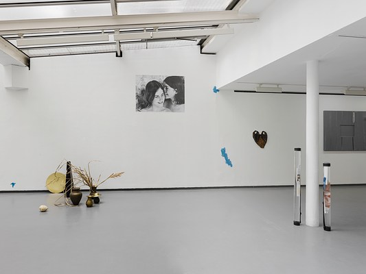 Image 4 of 22