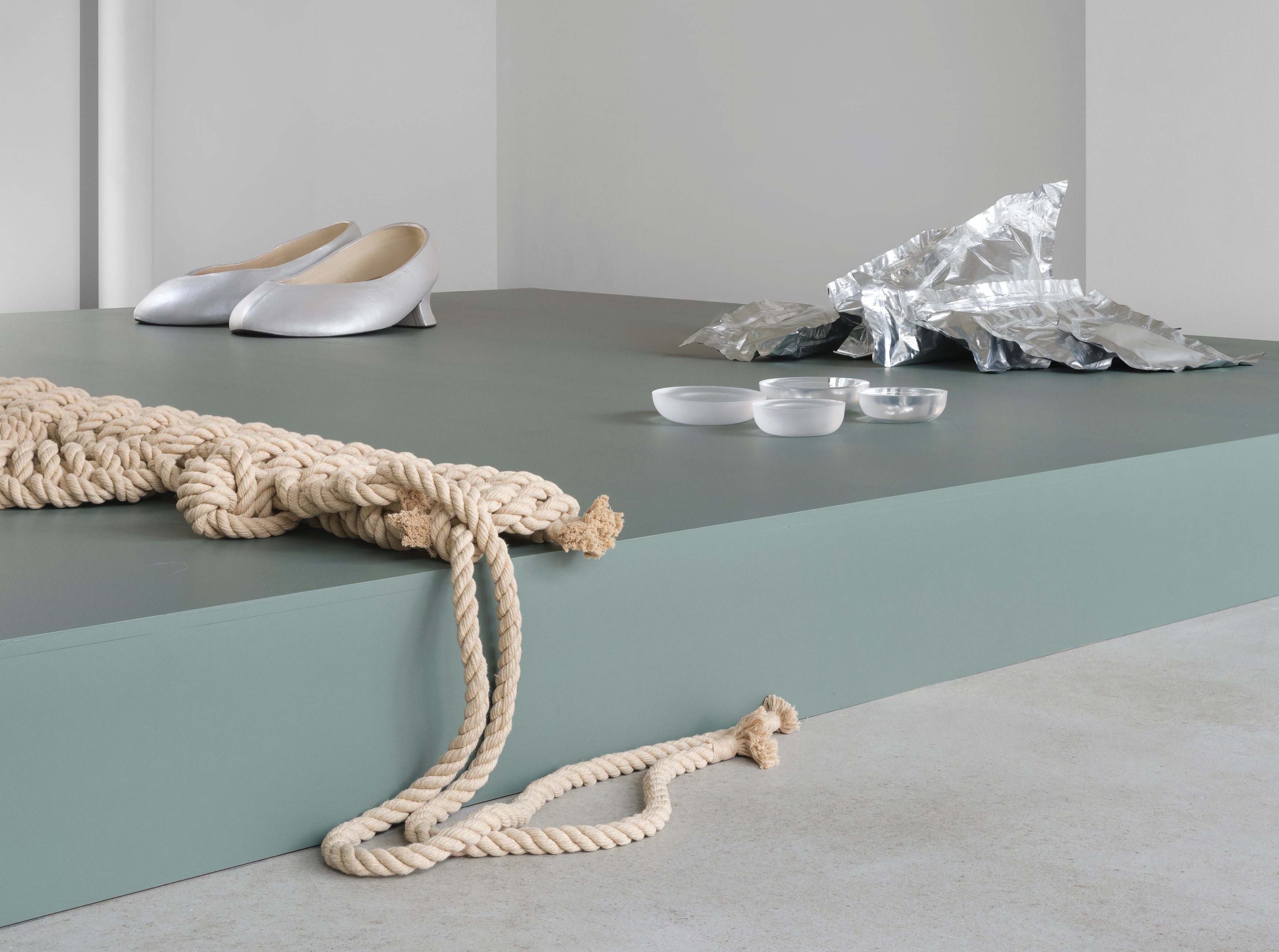 Margaret Honda, Sculptures, Drawings at Galerie Molitor, photo 2
