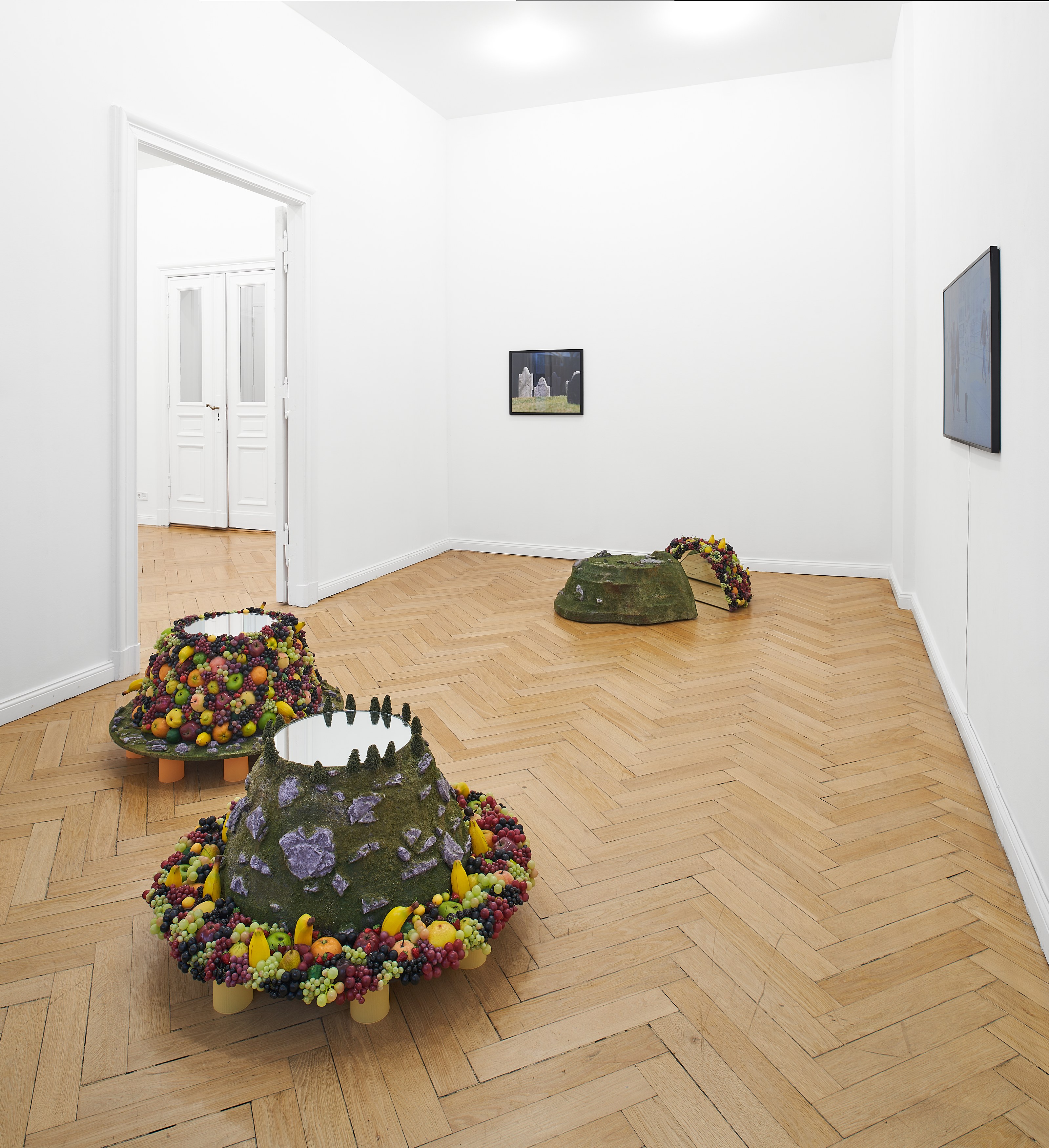 John Miller, Everything & More at Meyer Riegger, photo 30