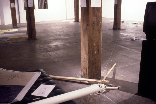 Image 4 of 44