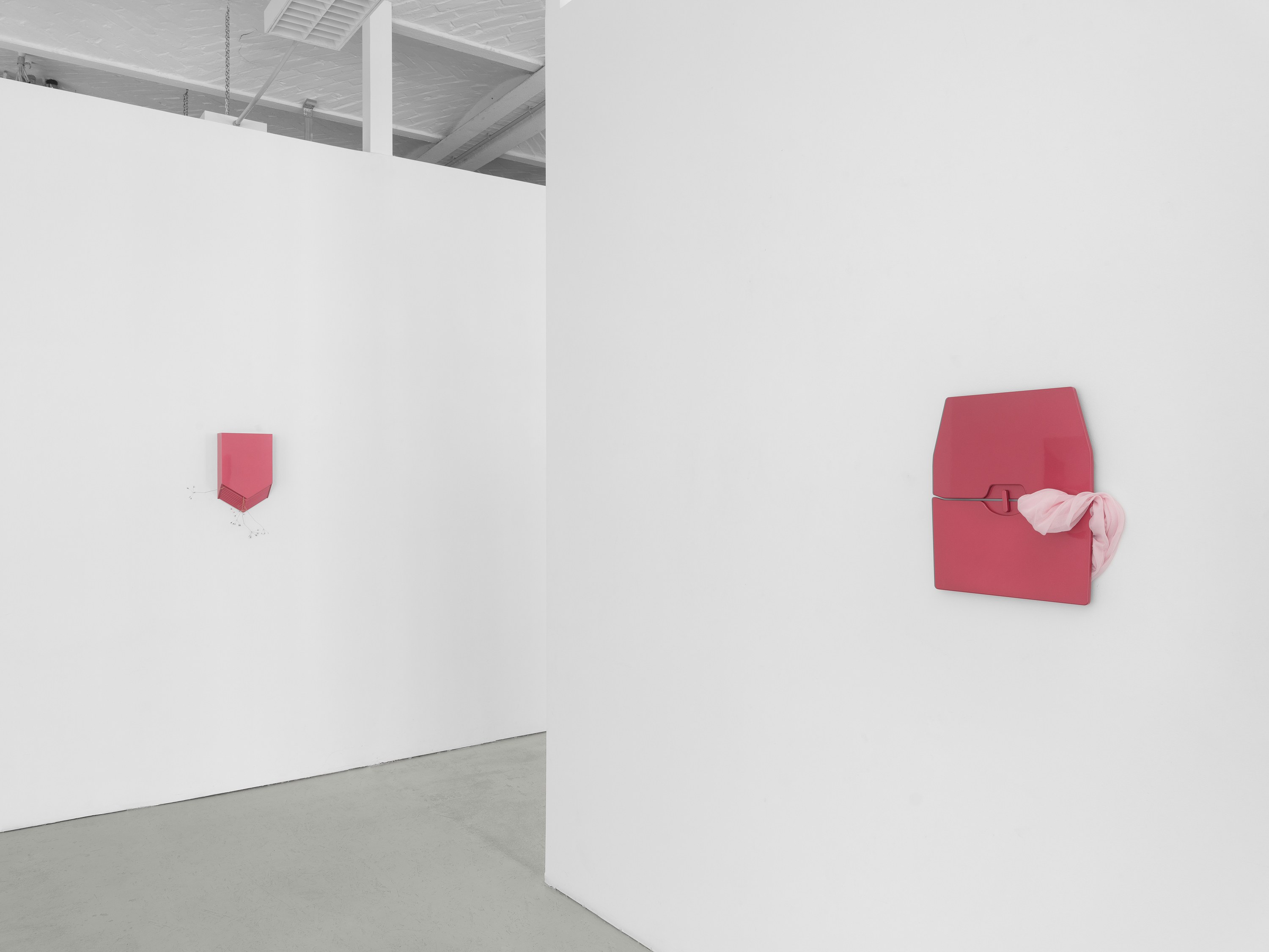 Lena Marie Emrich, Brace, Brace at Office Impart, photo 4