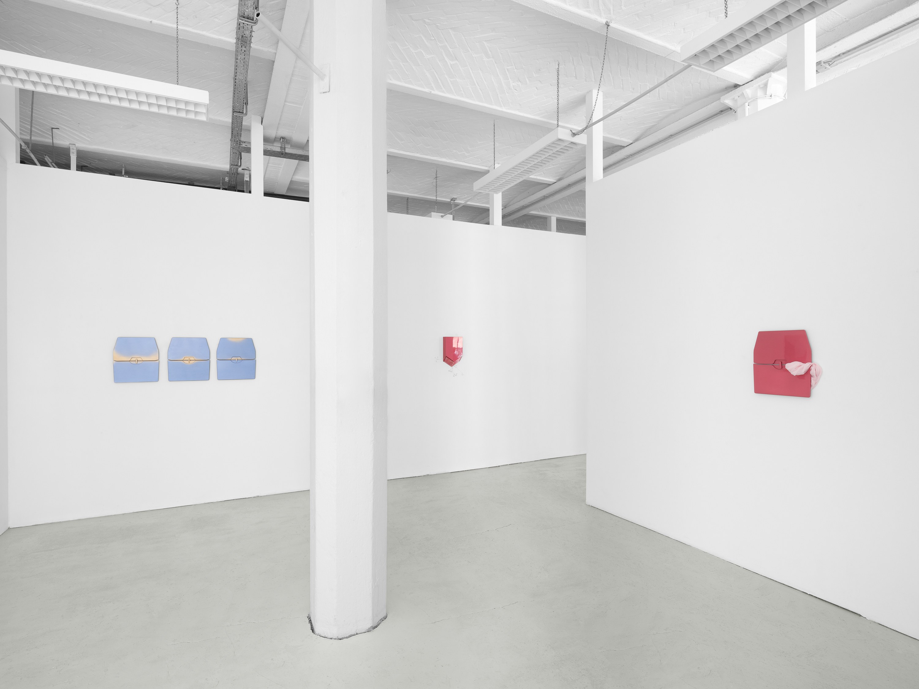 Lena Marie Emrich, Brace, Brace at Office Impart, photo 7