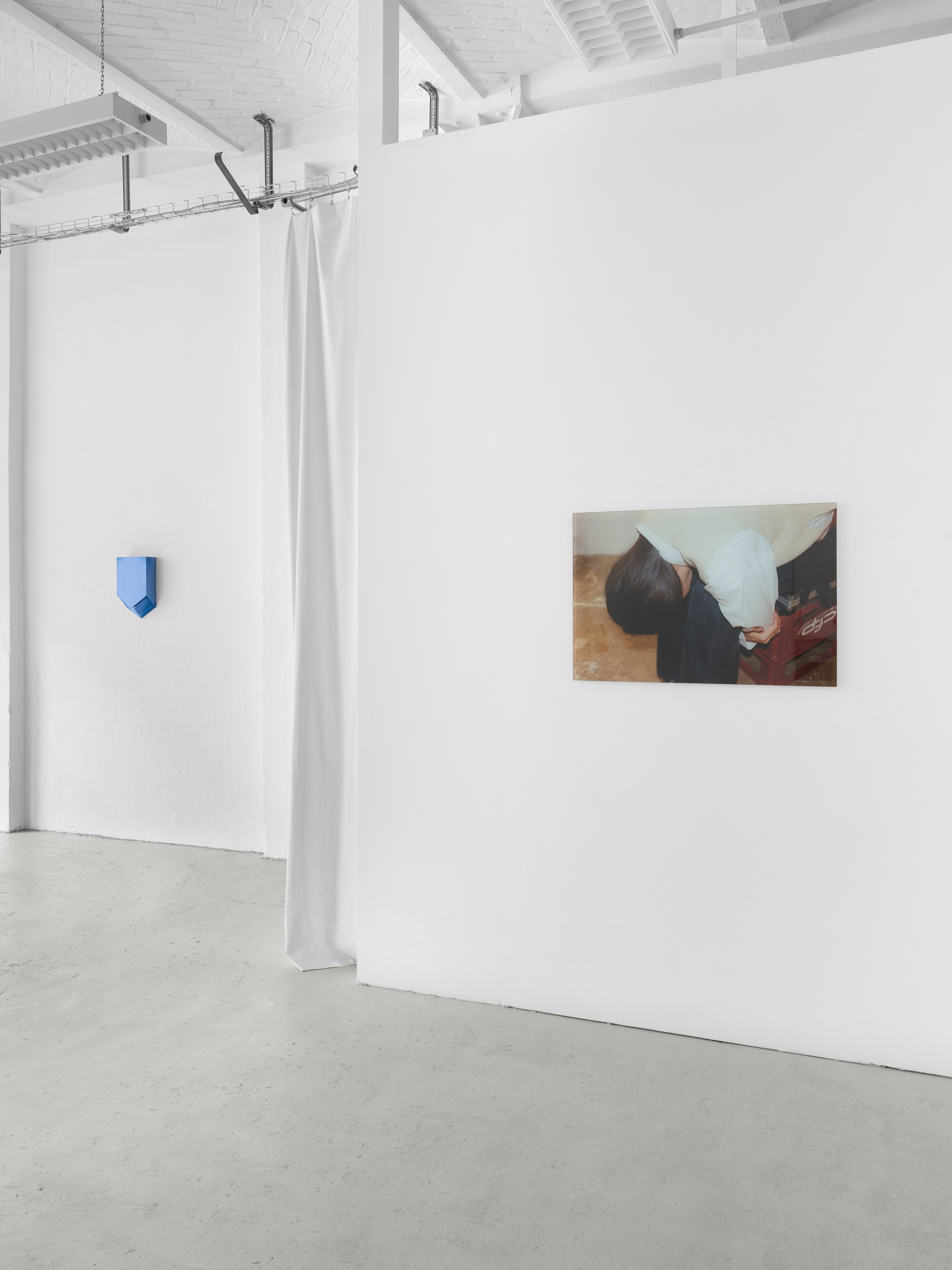 Lena Marie Emrich, Brace, Brace at Office Impart, photo 11