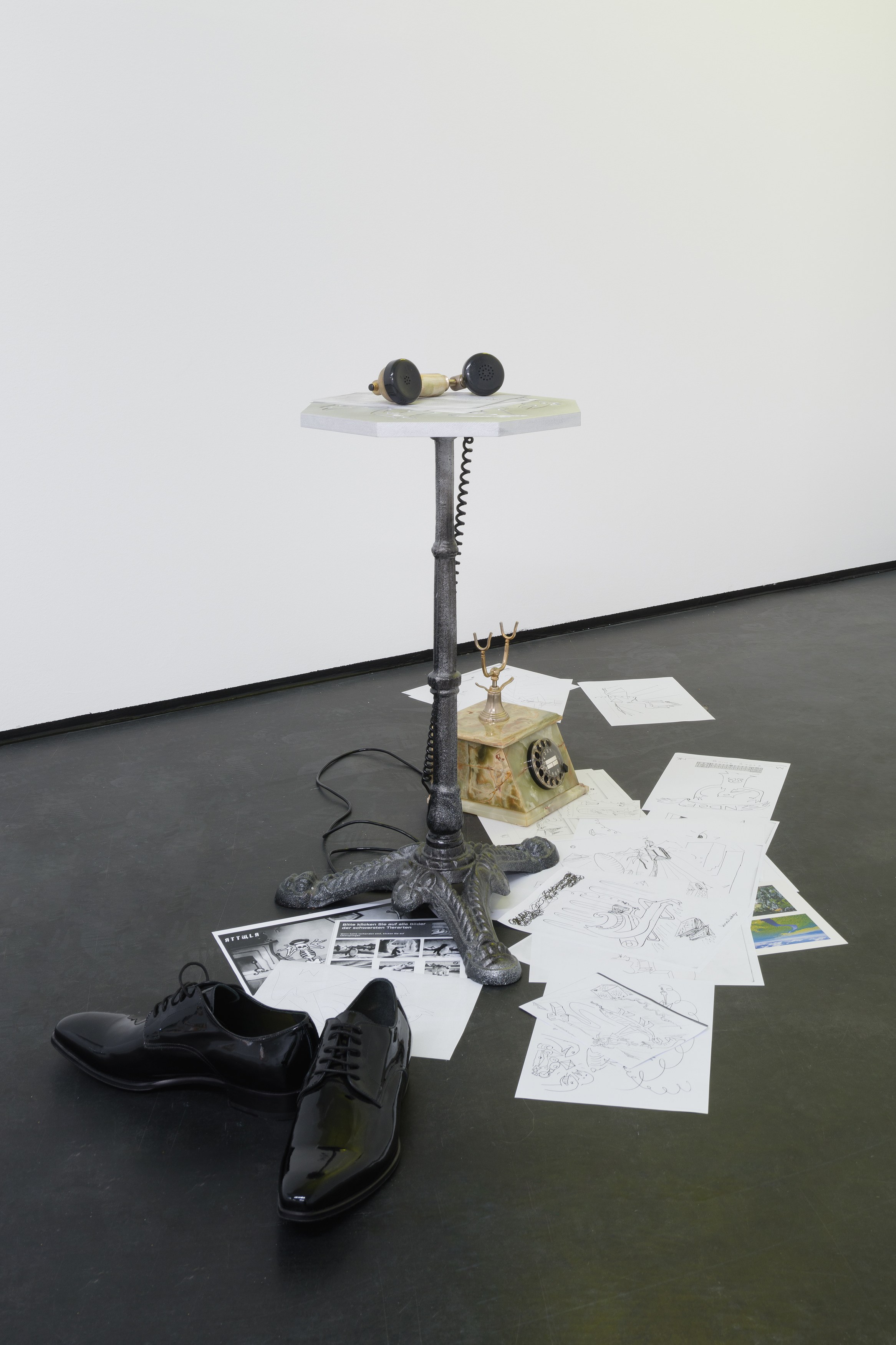 Niko Abramidis &NE, present pendulum at max goelitz, photo 5