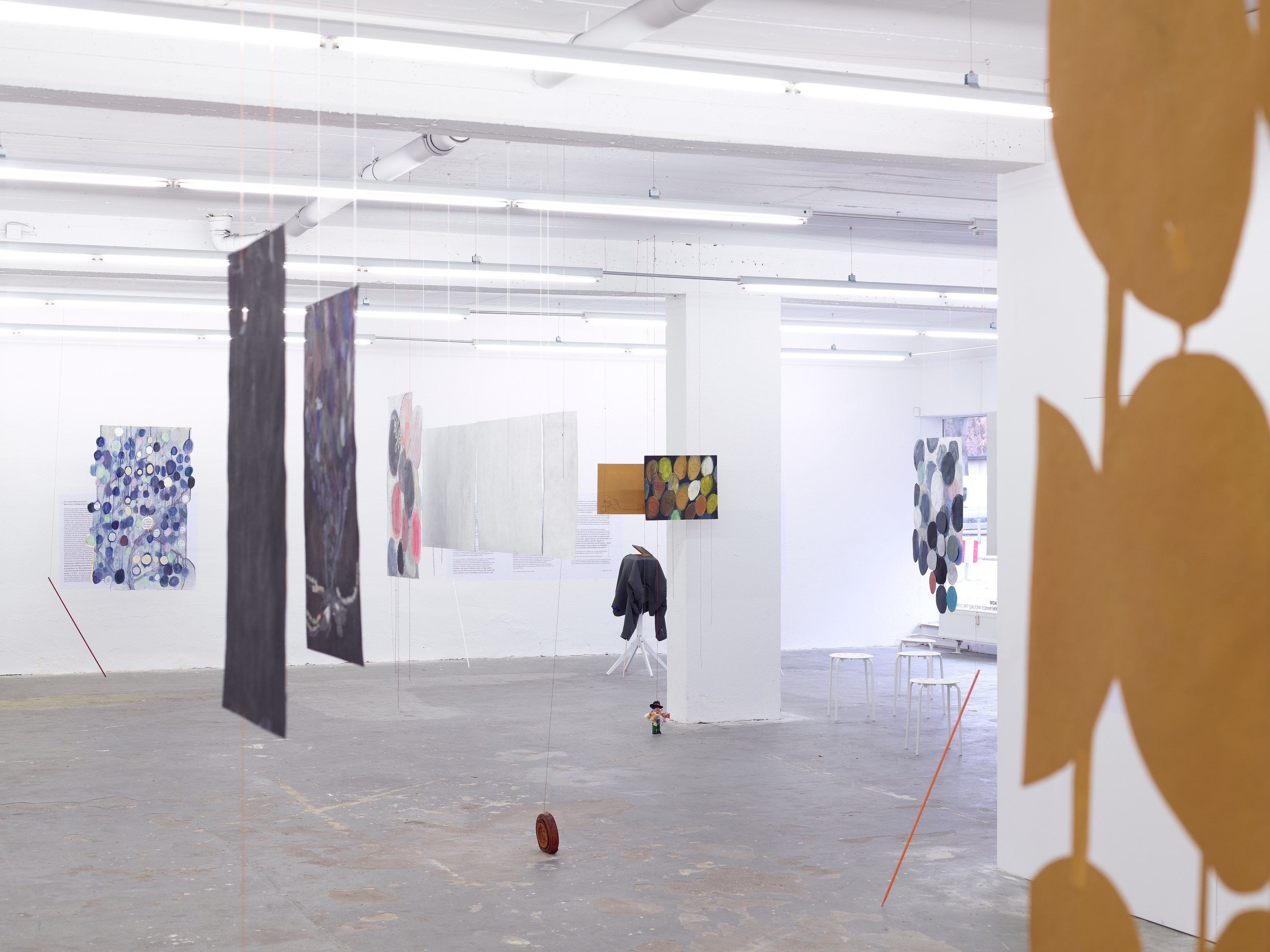 Alice Creischer, SurSurSurplus at KOW, photo 7
