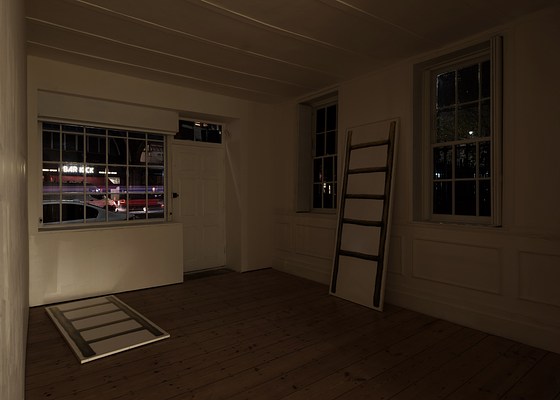 Image 4 of 29