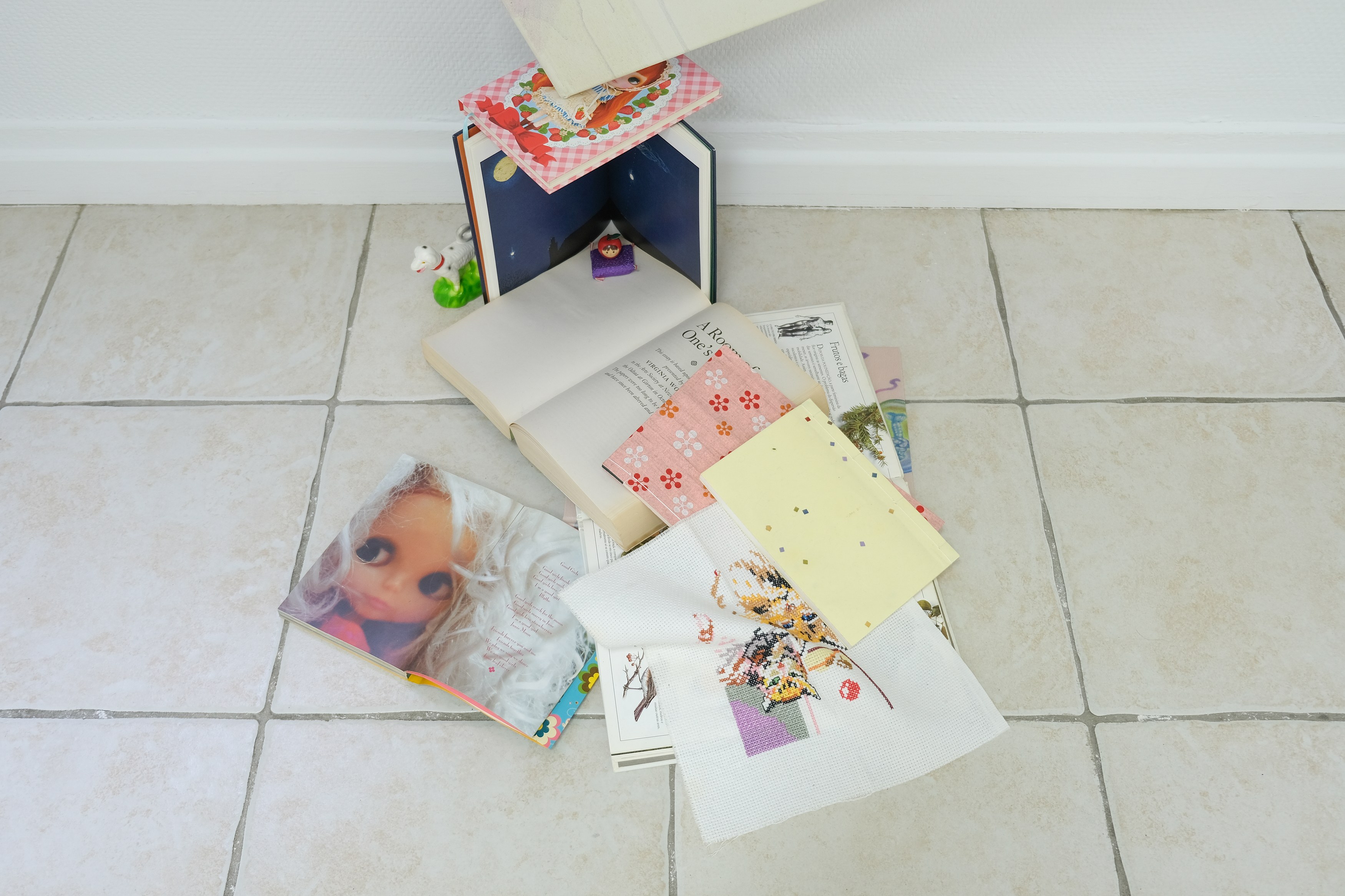 Ema Gaspar, PLEASE, SLEEP at Goswell Road, photo 31