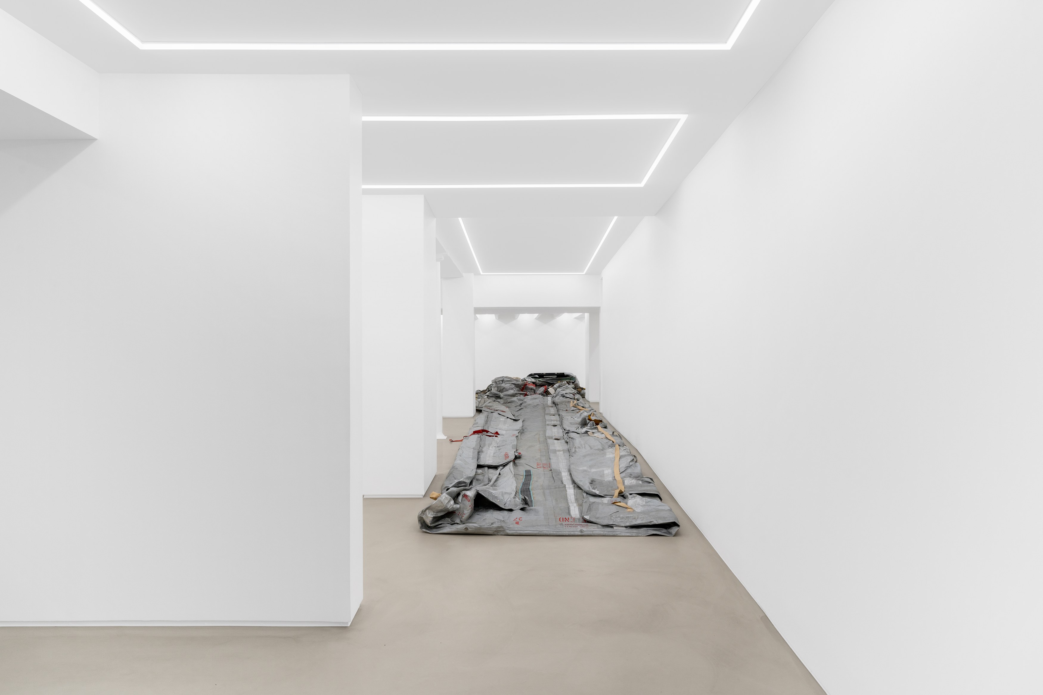 Bat-Ami Rivlin, Untitled (Inflatable Slider) at Lo Brutto Stahl, photo 13