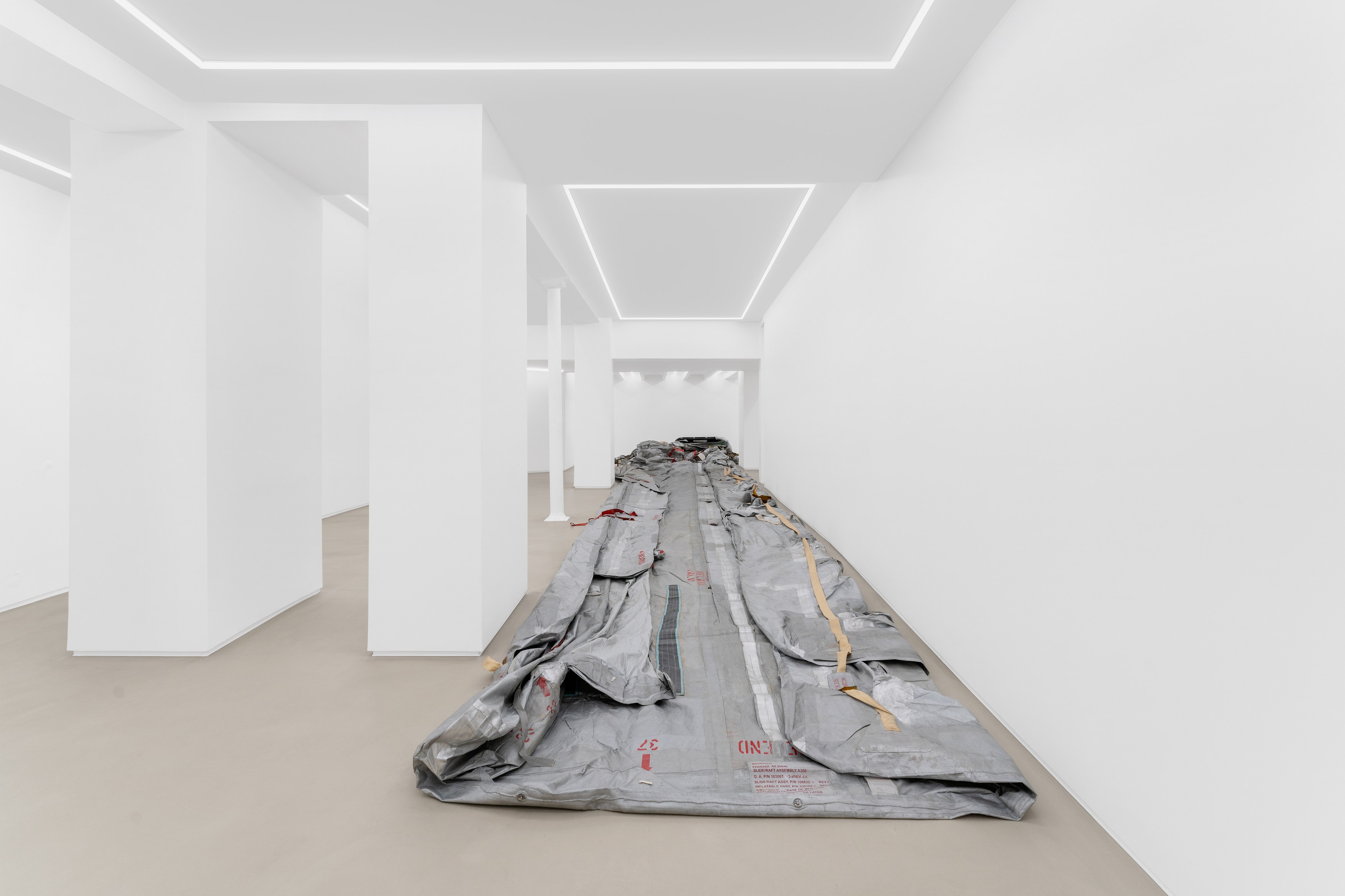 Bat-Ami Rivlin, Untitled (Inflatable Slider) at Lo Brutto Stahl, photo 14