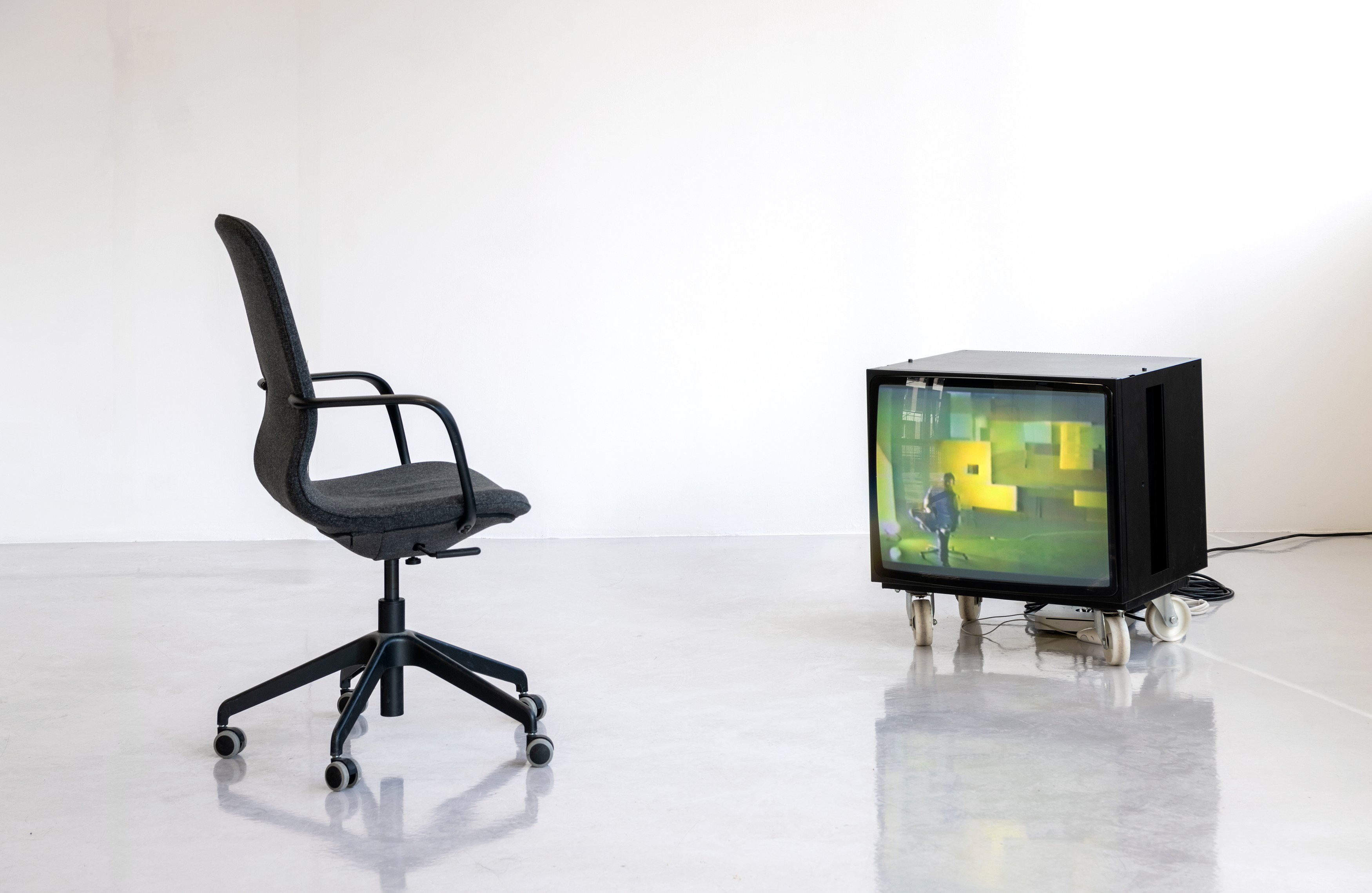 Noah Barker, Liam Gillick, Ronald Jones, Barker Gillick & Jones at Air de Paris, photo 24