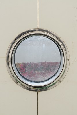 Image 2 of 28