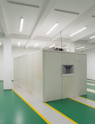 Image 10 of 28