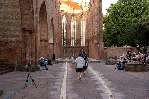 Image 9 of 104