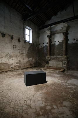 Image 4 of 6