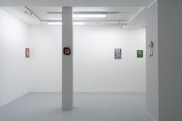 Image 10 of 27