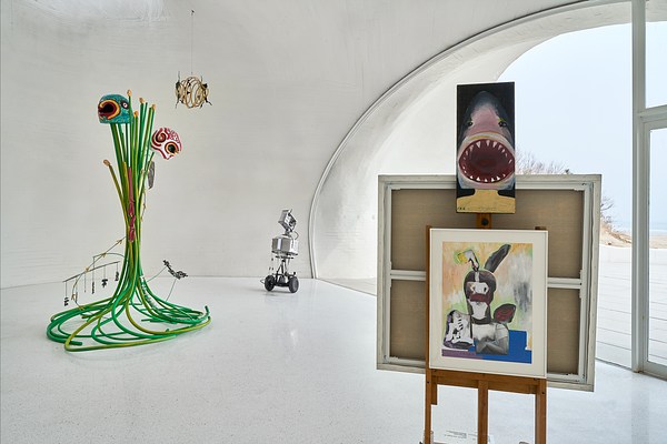 Image 2 of 15