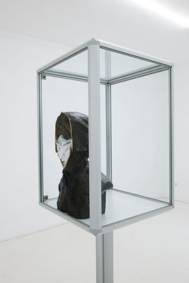 Image 3 of 5