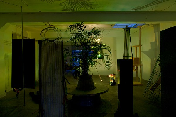 Image 14 of 16