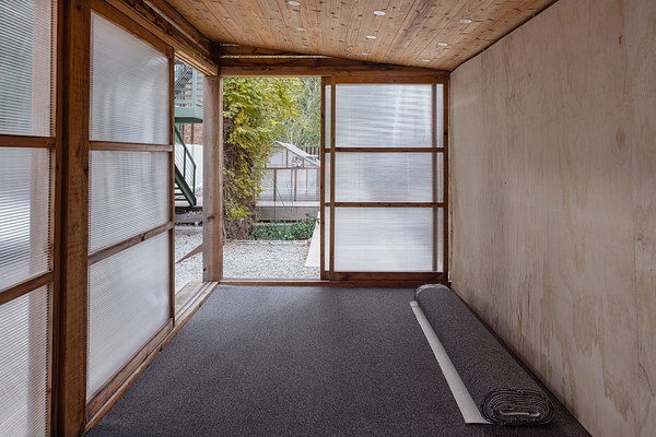 Image 5 of 9