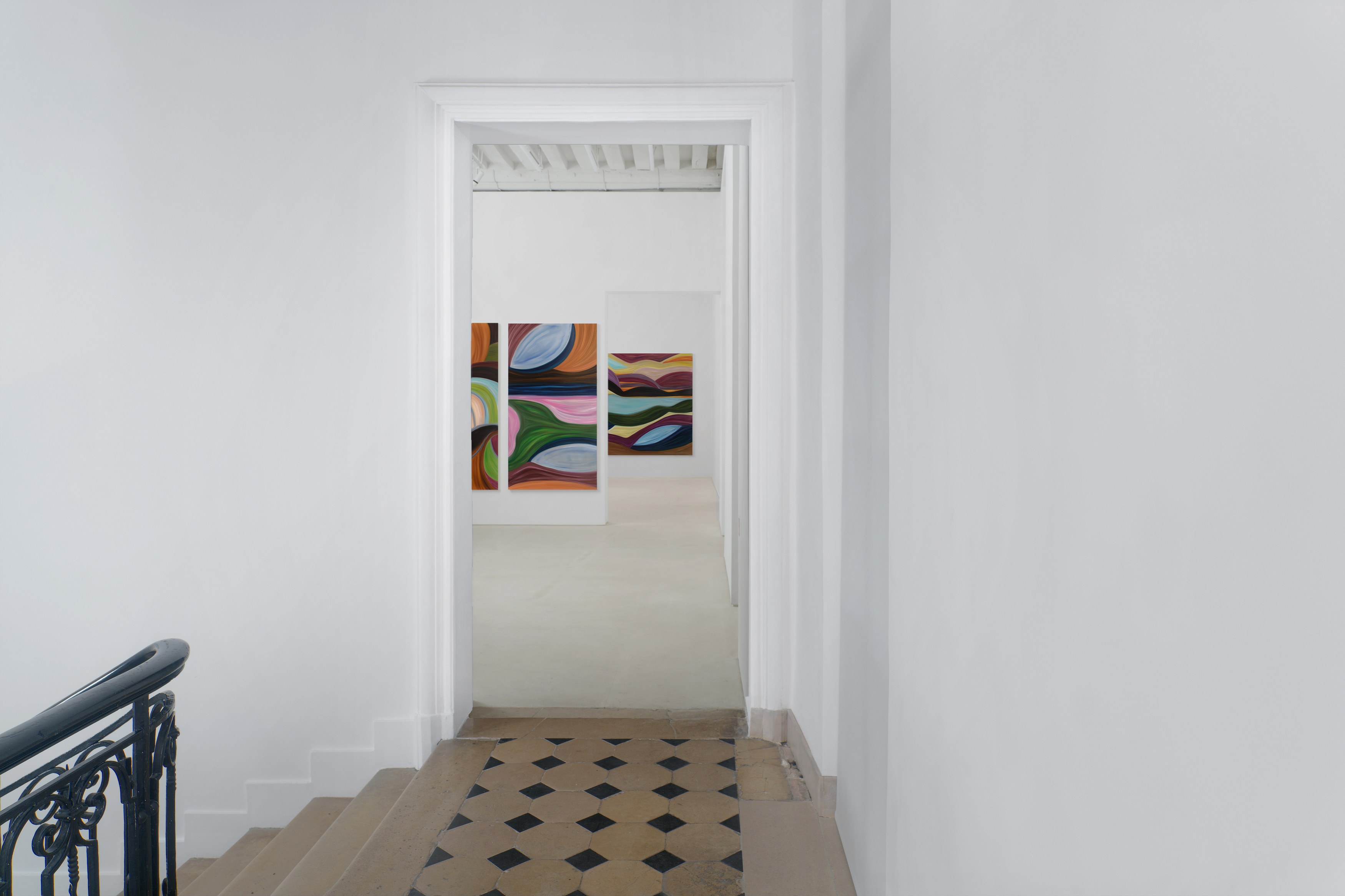 Marina Perez Simão, Diffusion at Mendes Wood DM, photo 2