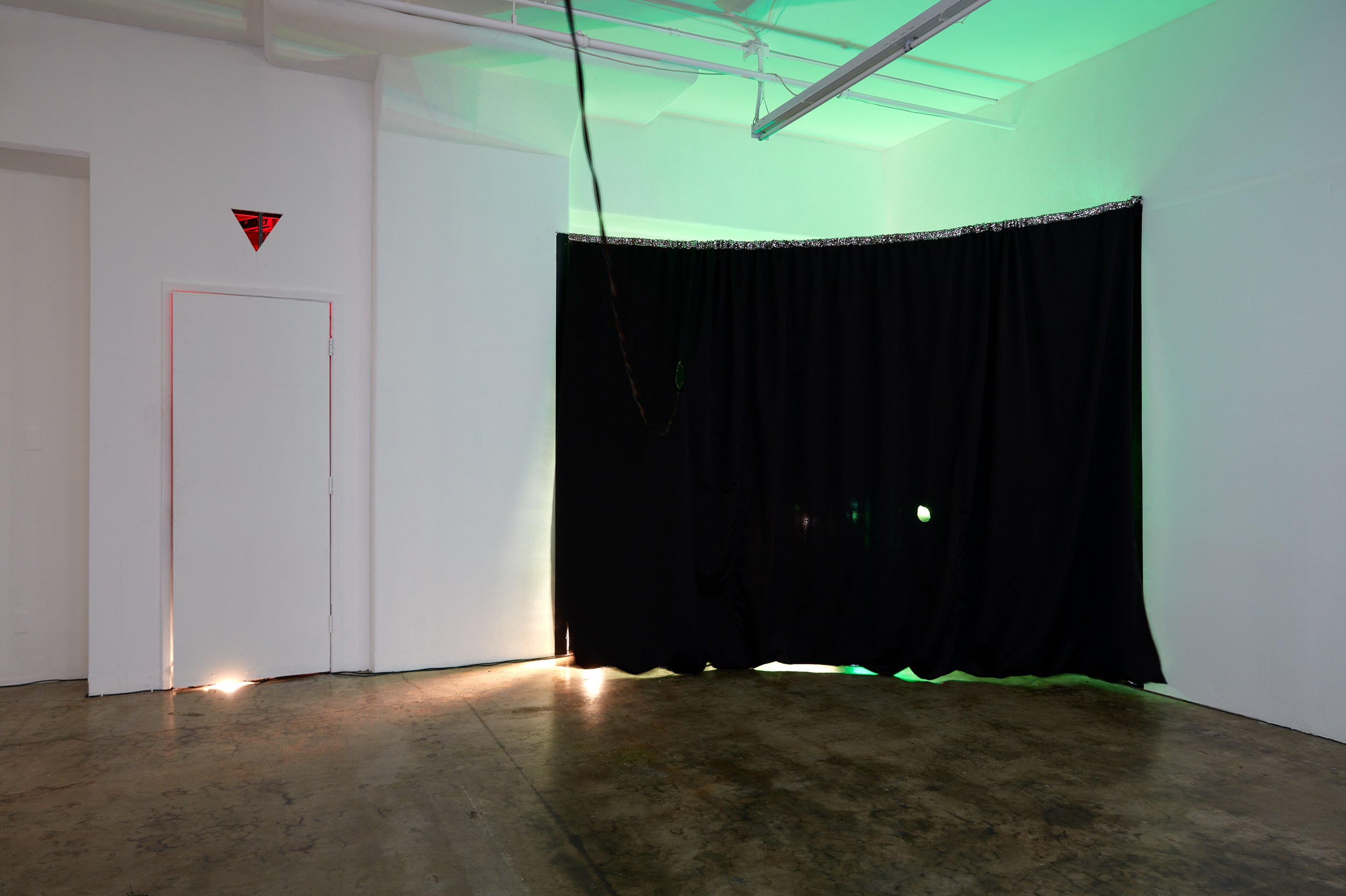 Geo Wyex, Nobody Wade Never Too Much at Joan, photo 4
