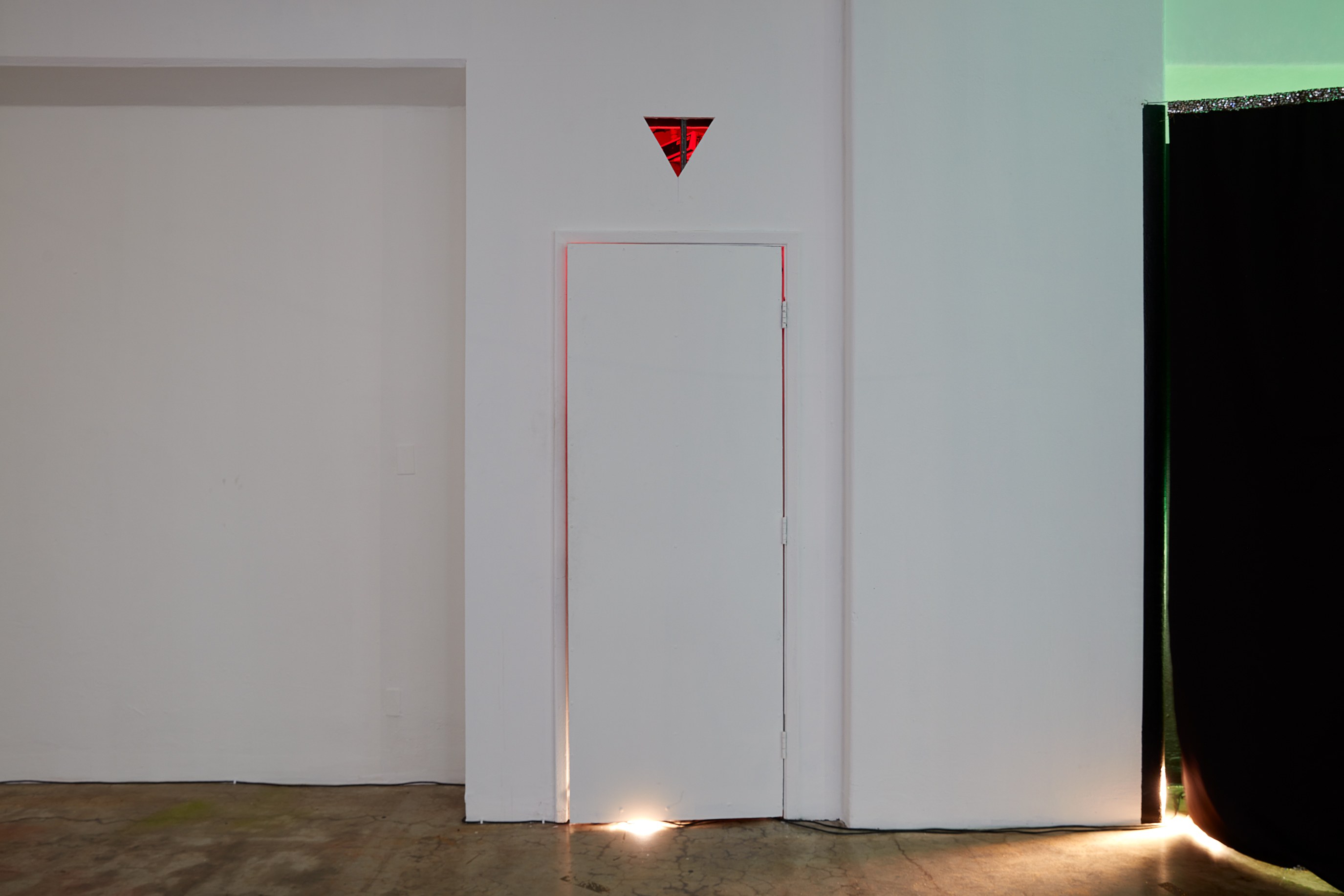 Geo Wyex, Nobody Wade Never Too Much at Joan, photo 5