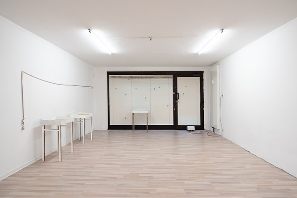 Image 2 of 30