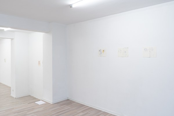 Image 4 of 33