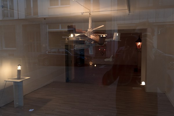 Image 2 of 60