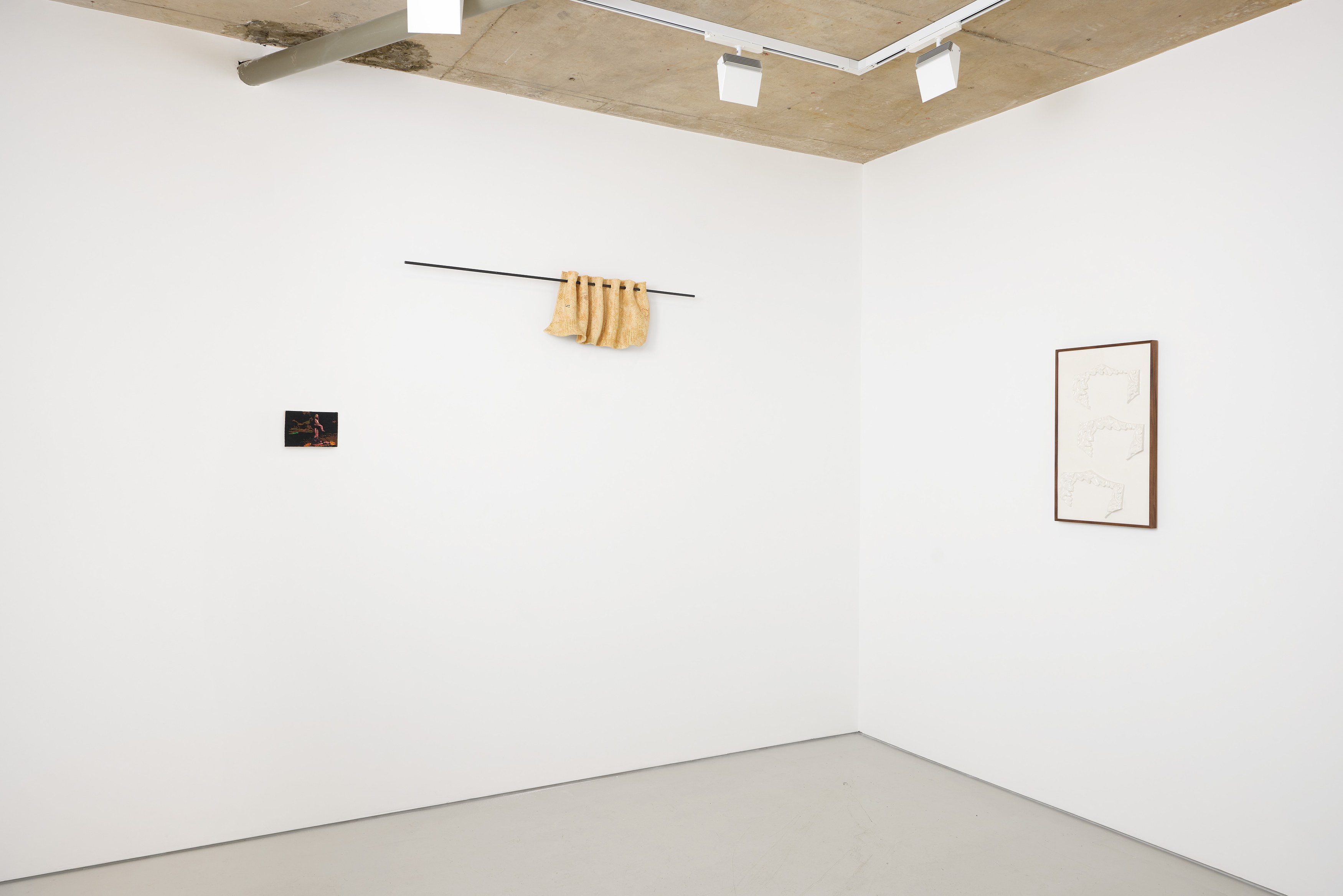 Rike Droescher, Listen, they left a sigh in the curtain at Alice Amati, photo 5