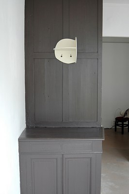 Image 3 of 19