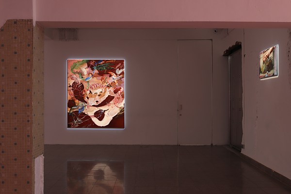 Image 4 of 33