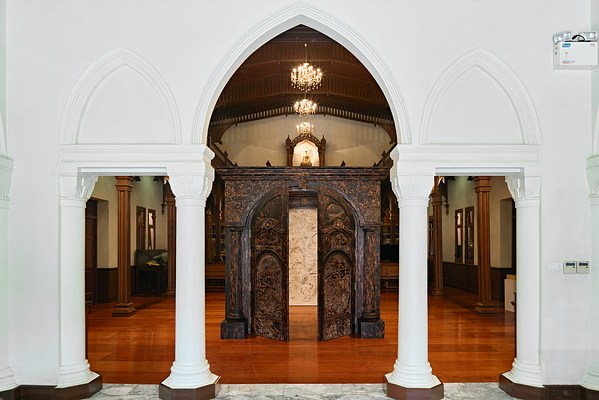 Image 1 of 39