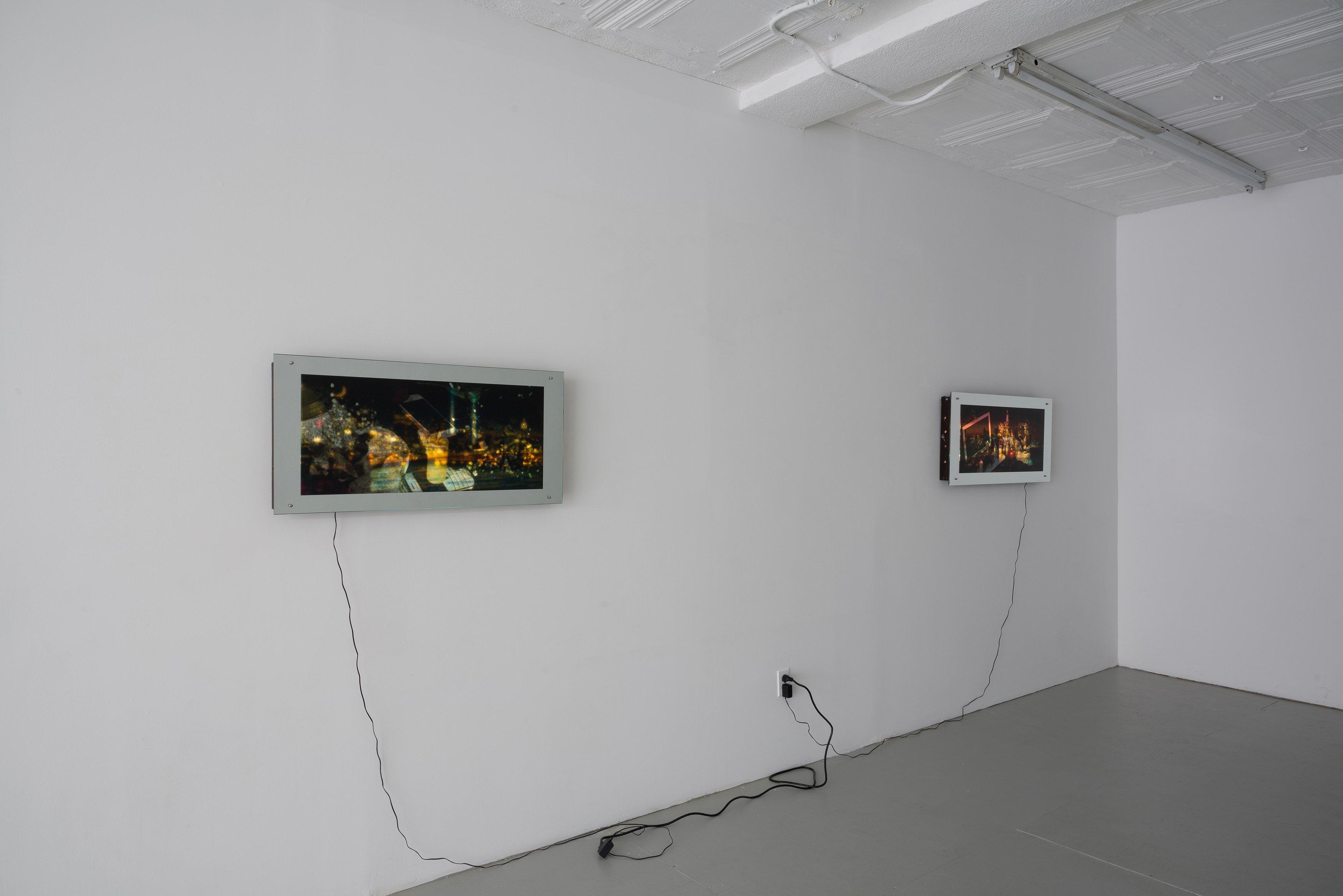 Jenna Bliss, Blue Light in the Living Room at Ulrik, photo 10