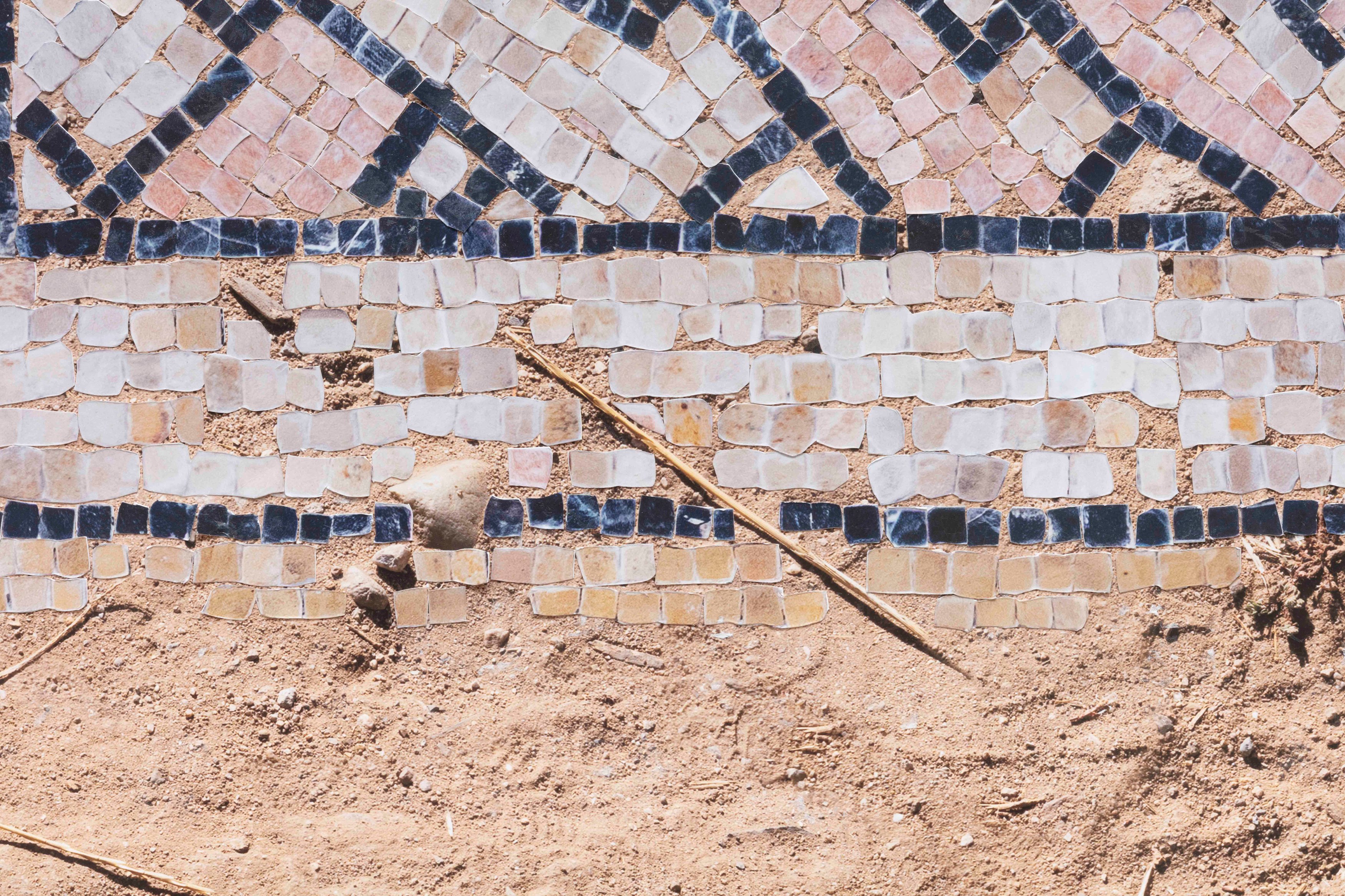 Gal Amiram, Looting at The Fulcrum, photo 15
