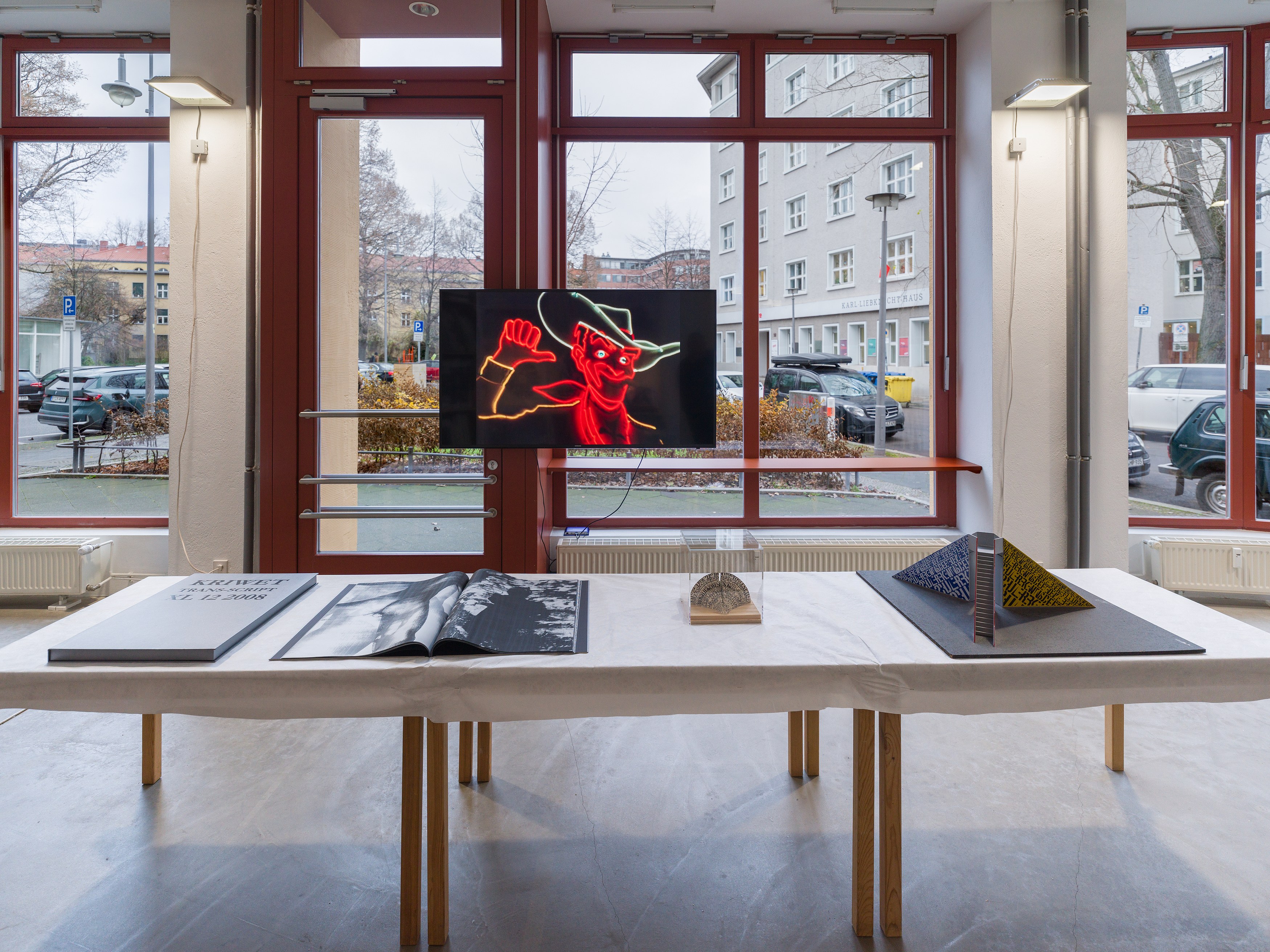 Ferdinand Kriwet, Alpha Omega. Archiving, researching and presenting art, books, and films. at BQ, photo 2