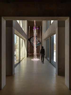 Image 2 of 10