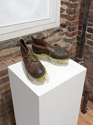 Image 10 of 42