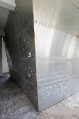 Image 4 of 21