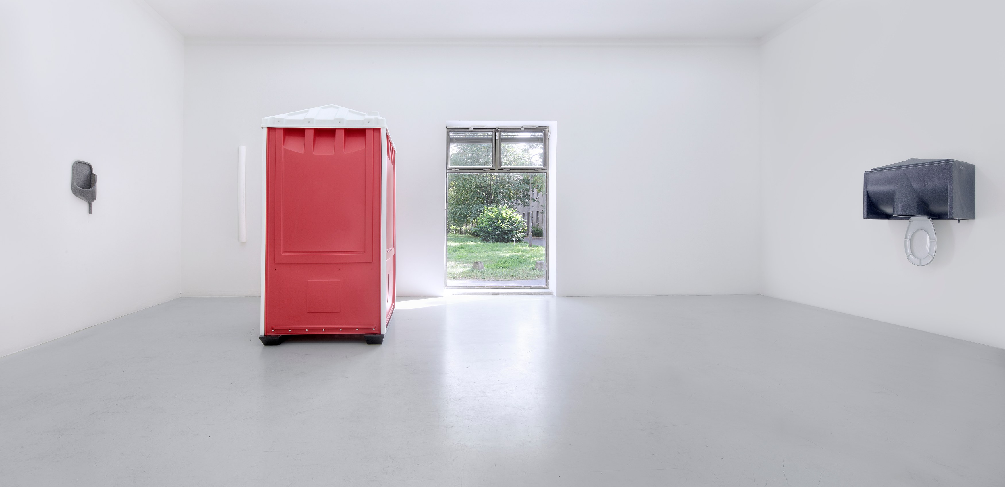 Andreas Slominski, Ecce Homo at MD 72, photo 3