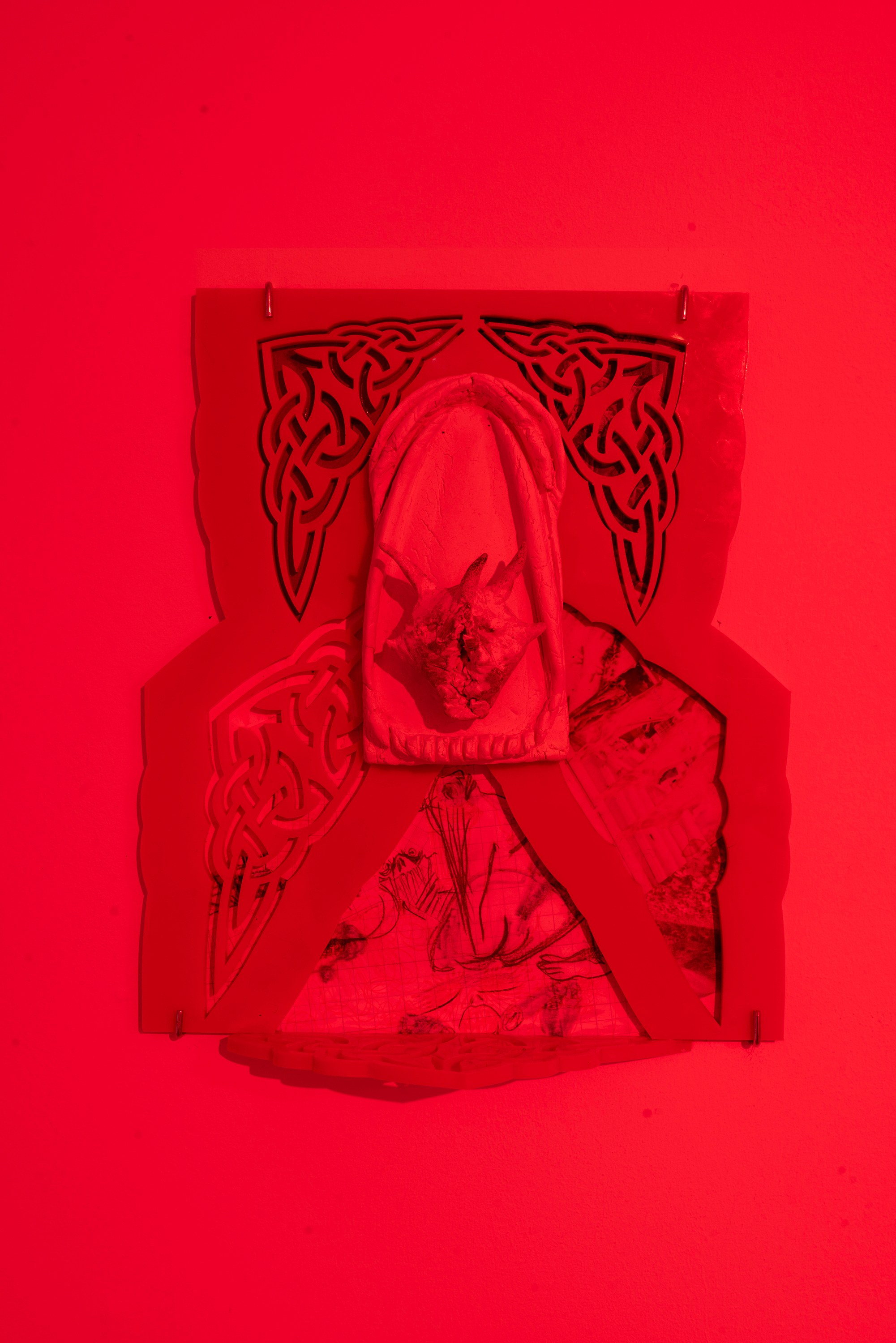 Roxy Farman, Sacrificial Scam at Gern en Regalia, photo 43
