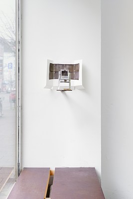 Image 3 of 28