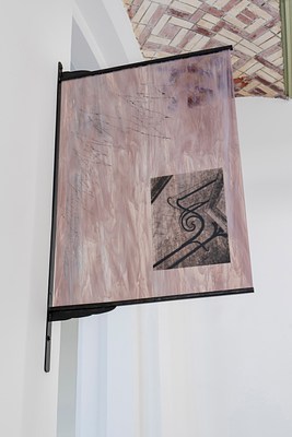 Image 9 of 27