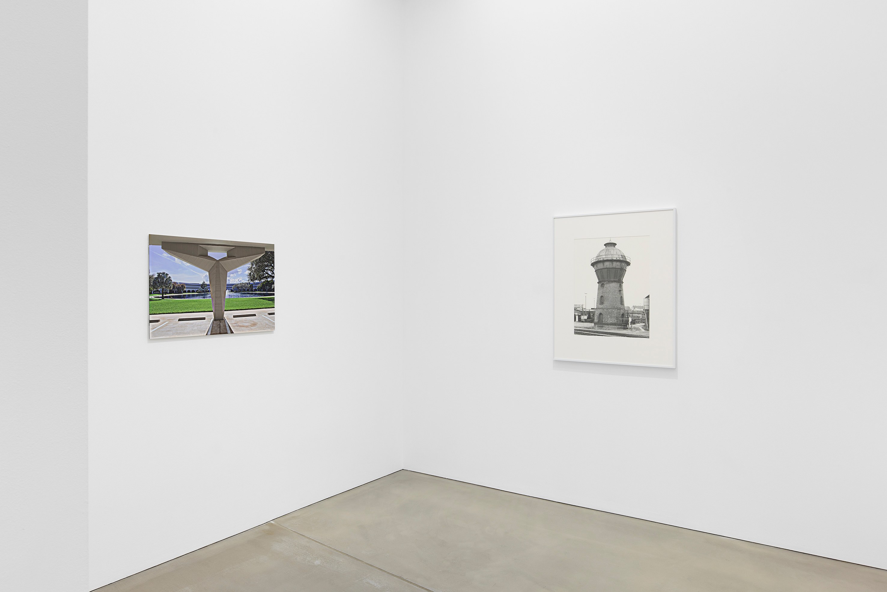 Bernd and Hilla Becher, James Welling, Untitled at Studio M, photo 5