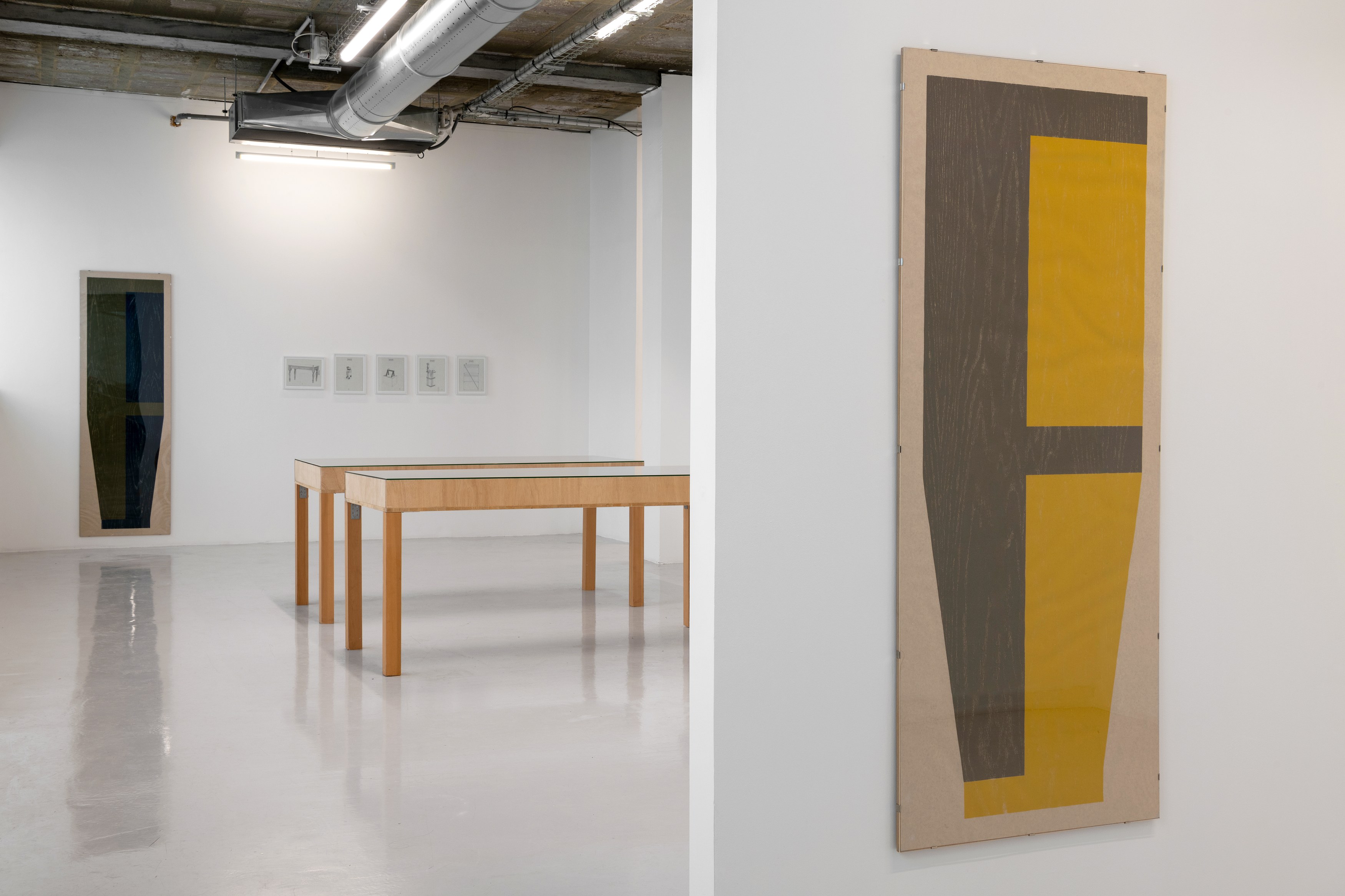 Ronald Jones, Clock in a Radio at Air de Paris, photo 2