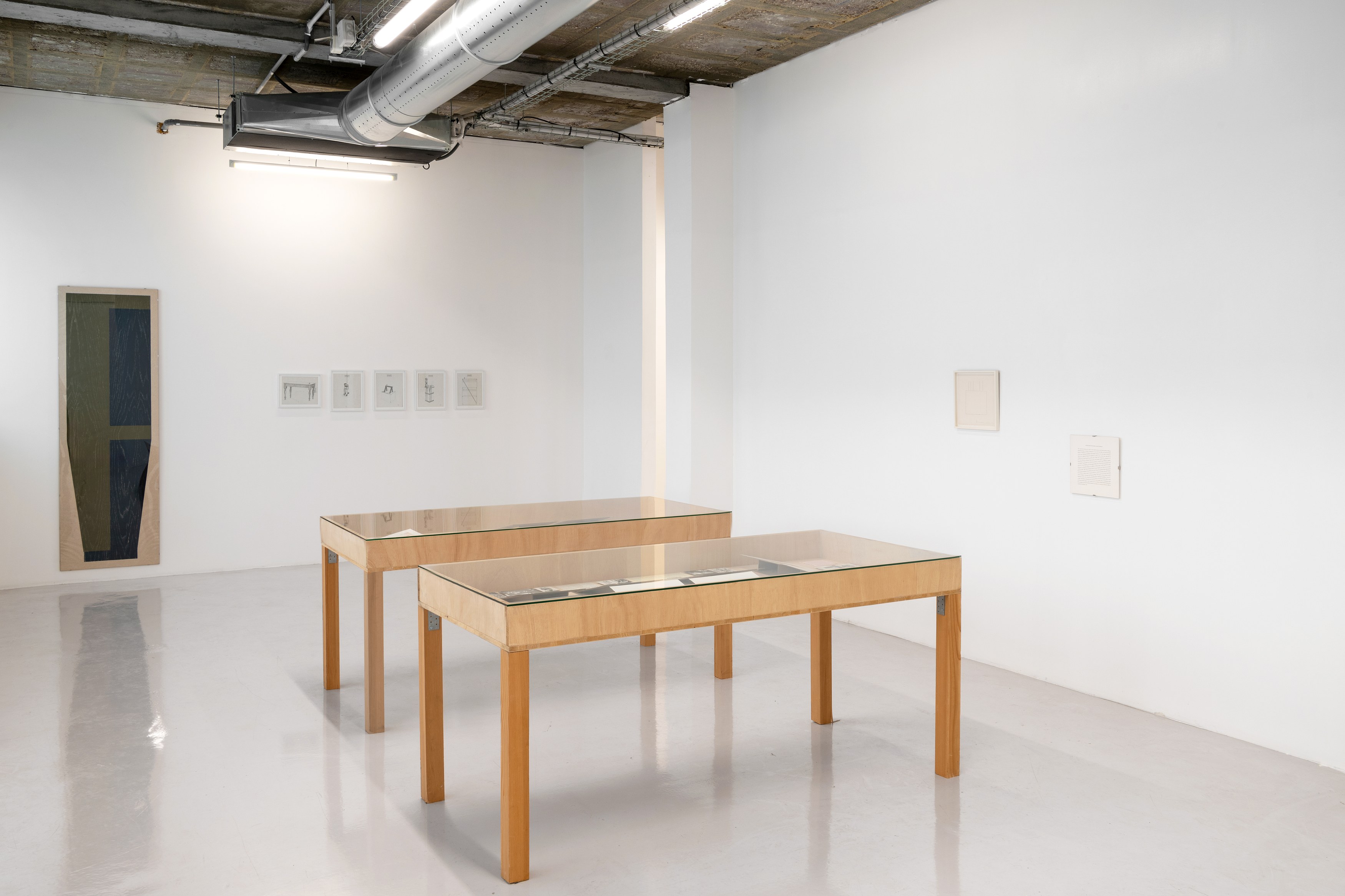 Ronald Jones, Clock in a Radio at Air de Paris, photo 5