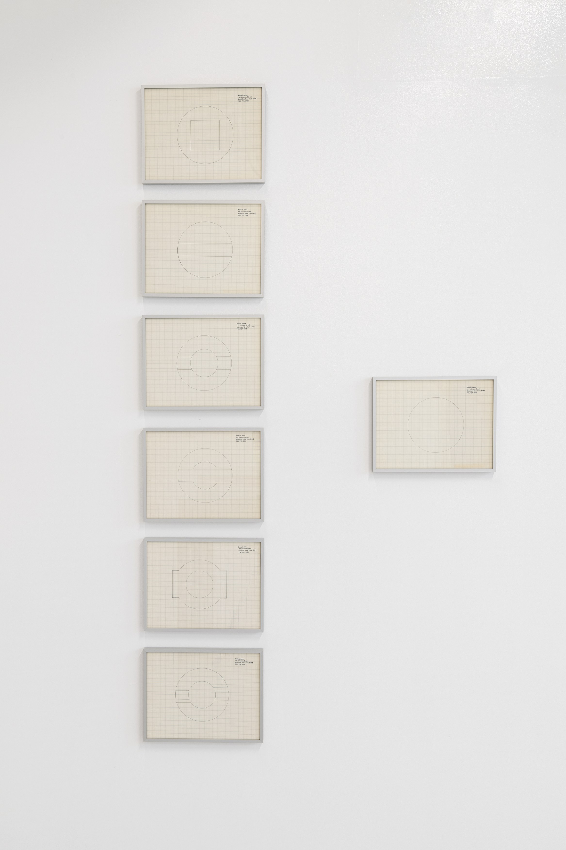 Ronald Jones, Clock in a Radio at Air de Paris, photo 14