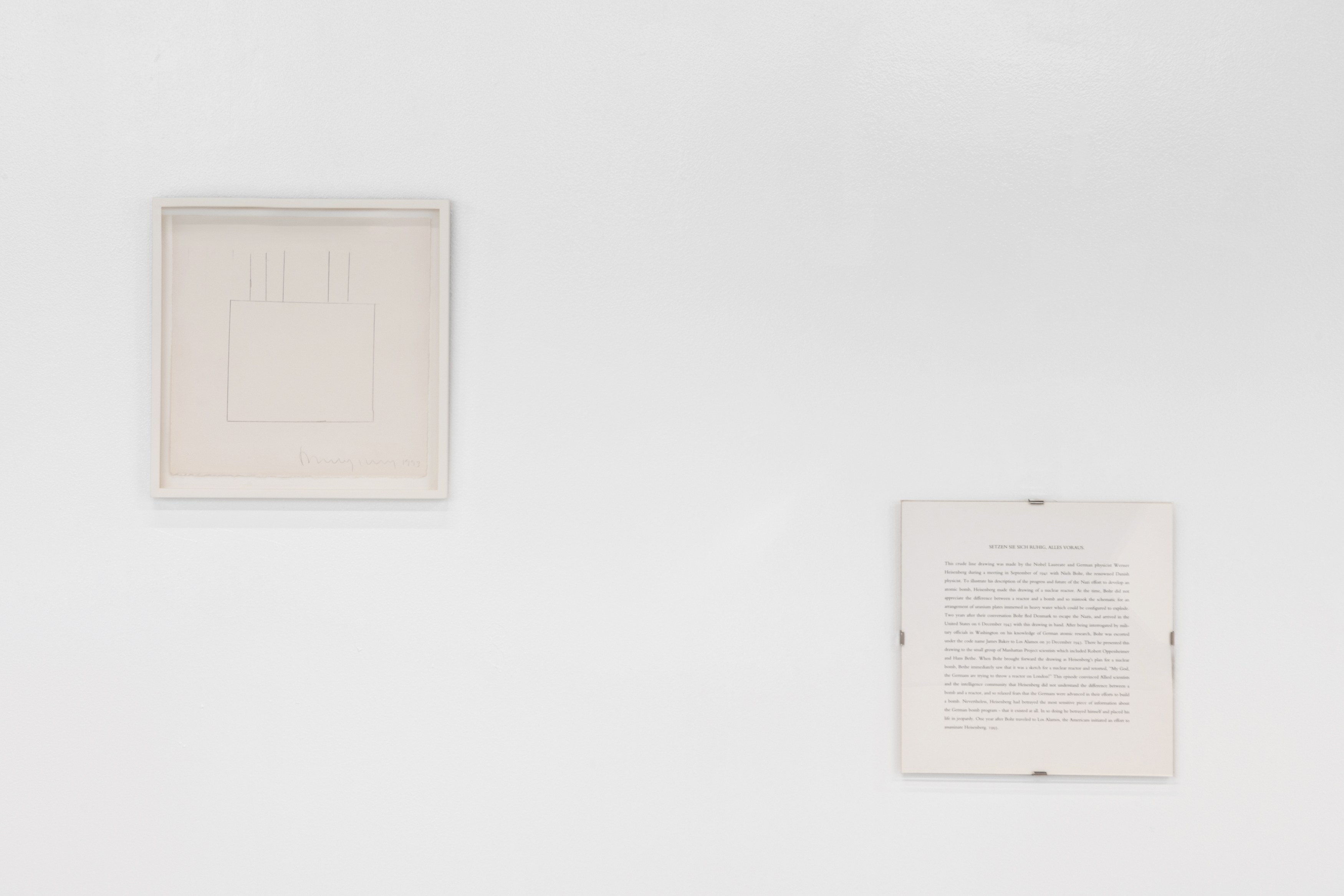 Ronald Jones, Clock in a Radio at Air de Paris, photo 17